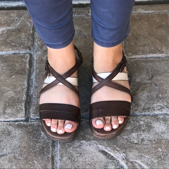 Handcrafted Full Grain Leather Fishermen Sandals - Picture 3 of 5